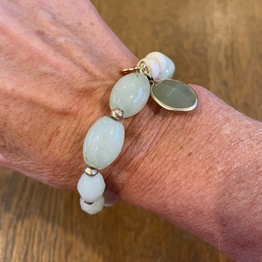 Loft Beaded Stretch Mixed Stone Bracelet Ivory White Gold Light Jade